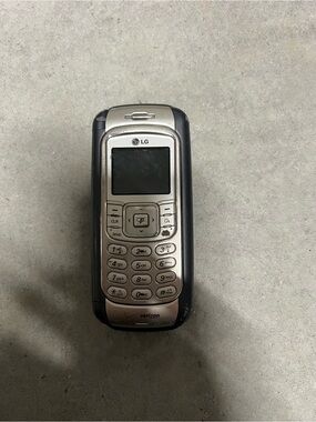 Vintage LG Slide Out Keyboard Cell Phone